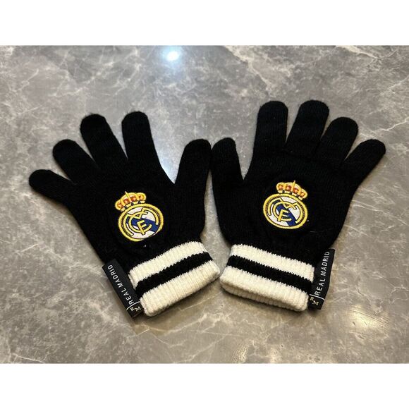 Accessories - Real Madrid Winter Gloves